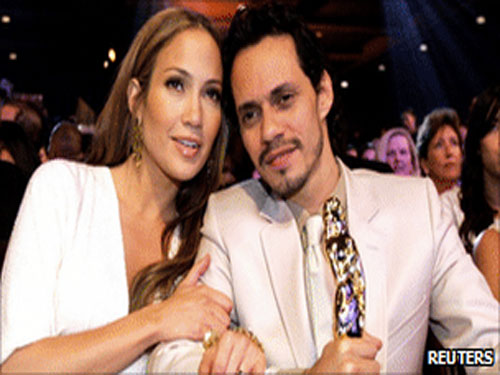 Vợ chồng Jennifer Lopez bất ngờ ly hôn