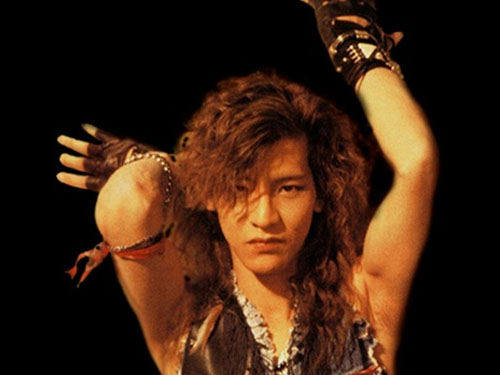 Cựu thành viên nhóm X Japan treo cổ tự tử