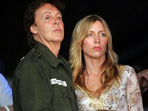 Paul McCartney và vợ cũ tố cáo bị báo Anh nghe lén