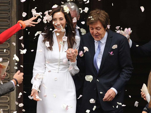 Cận cảnh đám cưới siêu sao 69 tuổi, Paul McCartney