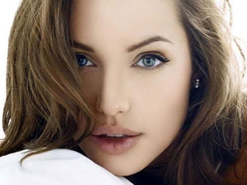 Phim đầu tay của Angelina bị kiện ăn cắp ý tưởng