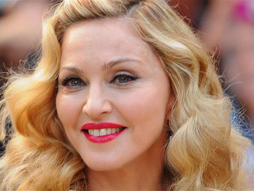 Bị bắt vì lén lút tung nhạc Madonna lên mạng