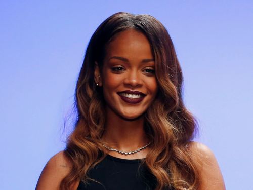 Rihanna ra mắt bộ sưu tập thời trang ở London