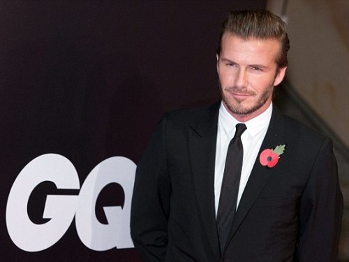 David Beckham diện vest đen lịch lãm trên thảm đỏ
