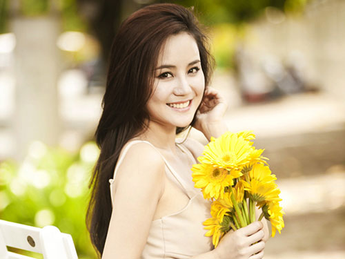 Hàng trăm “sao” Việt góp mặt trong Dạ tiệc Mai Vàng