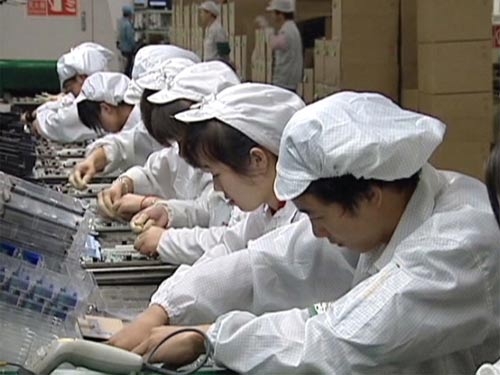 Công nhân Apple-Foxconn sẽ được tăng lương 16-25%