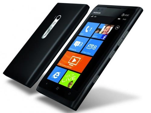 Lumia 900 về Việt nam với nhiều quà tặng