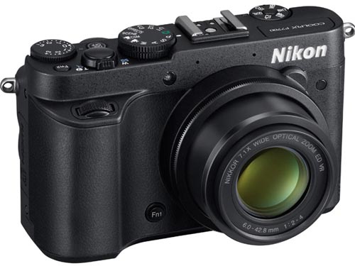 Nikon Coolpix P7700 mạnh mẽ và S01 nhỏ bé, thời trang