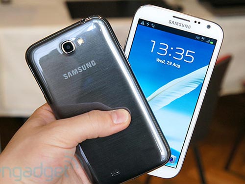 IFA 2012 - Galaxy Note II chính thức với chíp lõi tứ chạy Jelly Bean