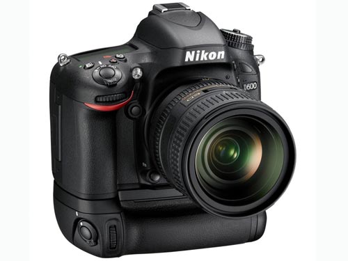 Nikon D600 - DSLR full-frame nhỏ nhất, nhẹ nhất và rẻ nhất