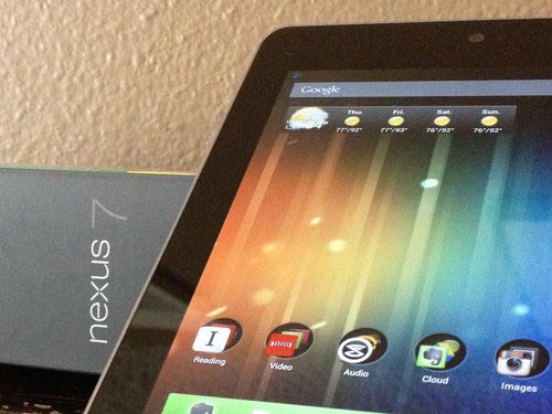 Nexus 7 3G bắt đầu được bán ra giá 299 USD