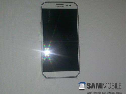 Hình ảnh và cấu hình chi tiết của Galaxy S IV