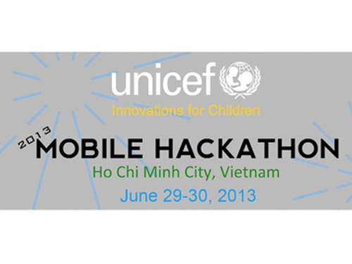 Trao giải cuộc thi lập trình di động Hackathon UNICEF