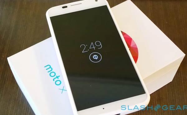 Moto X sản xuất tại Mỹ, 4,7-inch, tự thiết kế