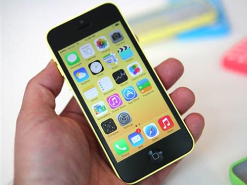 Giá bán iPhone 5C, 5S “hạ nhiệt” nhanh chóng tại Việt Nam