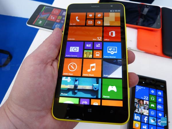 Vẫn 6-inch, Lumia 1320 rẻ hơn 400 USD