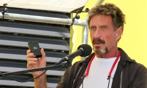 John McAfee chống NSA bằng D-Central giá rẻ