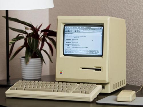 Chiếc Mac 1986 lướt web ngon lành