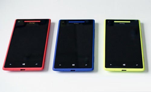 HTC 8X vừa giảm sâu đã loạn giá