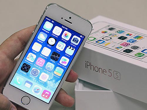 iPhone 5S chính hãng giảm cả triệu đồng vì ế