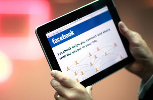 Facebook ra mắt ứng dụng cho iPad