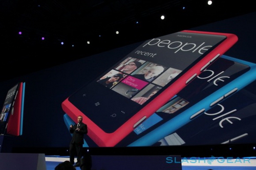Hai smartphone Windows Phone mới của Nokia