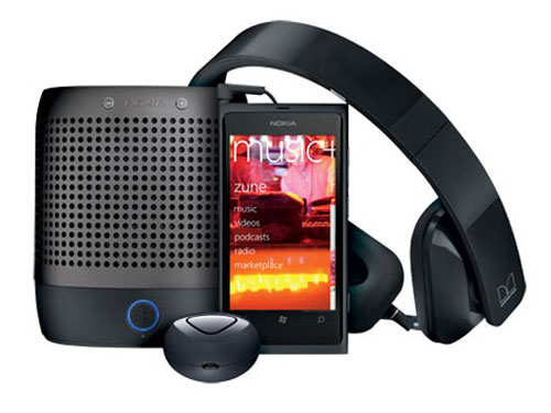 Nokia Lumia 800 Entertainment Bundle đã có mặt trên Amazon