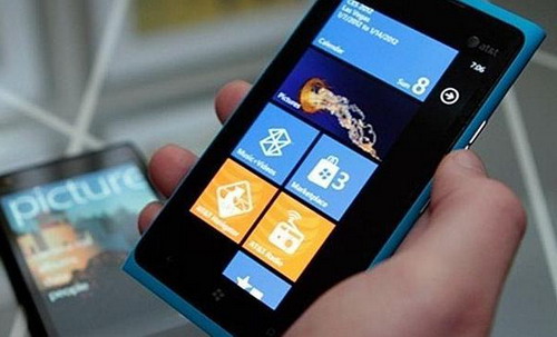 Nokia: “Điện thoại màn hình lớn là điều ngu ngốc”