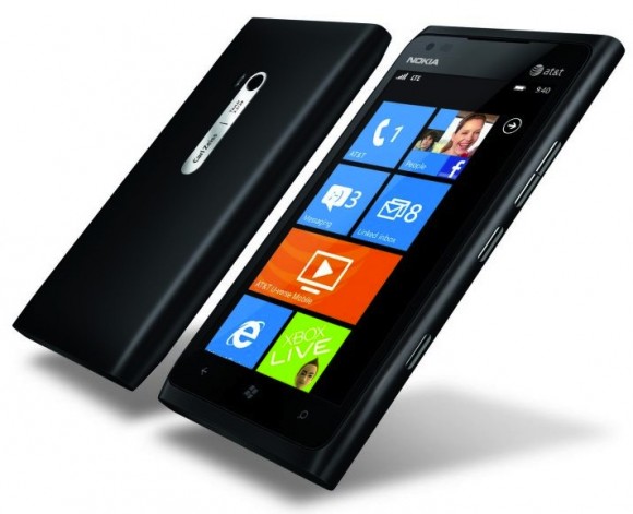 Nokia ra mắt smartphone Lumia 900