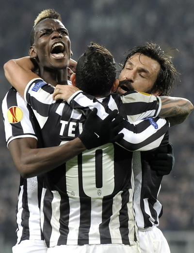 Paul Pogba (trái) là nhân tố quan trọng trong thành công gần đây của Juventus