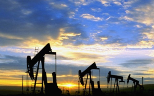Trong khoảng thời gian 1 tháng vừa qua, giá dầu đã hạ hơn 10%.