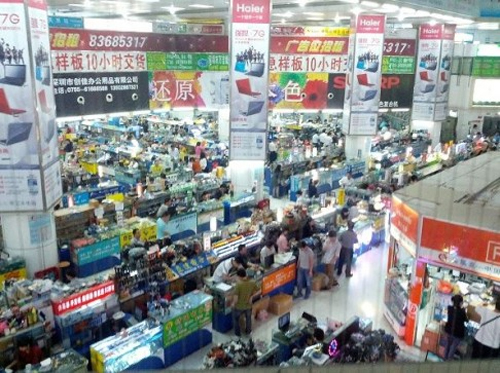 
Chợ điện tử Huaqiangbei. Ảnh: SCMP.
