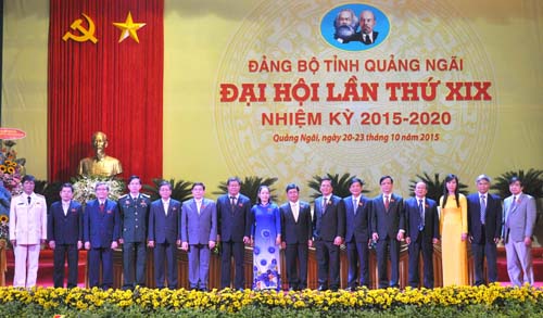 
Ban Thường vụ Tỉnh ủy Quảng Ngãi khóa XIX, nhiệm kỳ 2015-2020. Ảnh: Báo Quảng Ngãi
