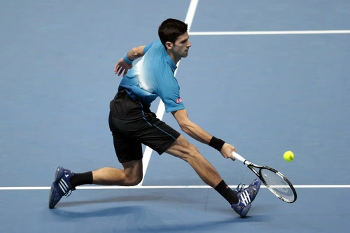 Djokovic chờ đối đầu Nadal ở bán kết