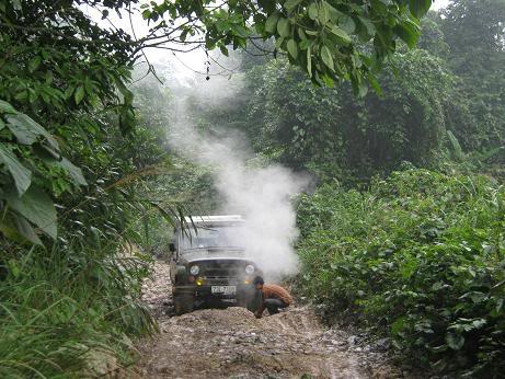 
Đường 20 -Quyết Thắng nơi còn sót lại nhiều bom đạn sau chiến tranh. Nơi xảy ra vụ nổ. Ảnh H.Phúc
