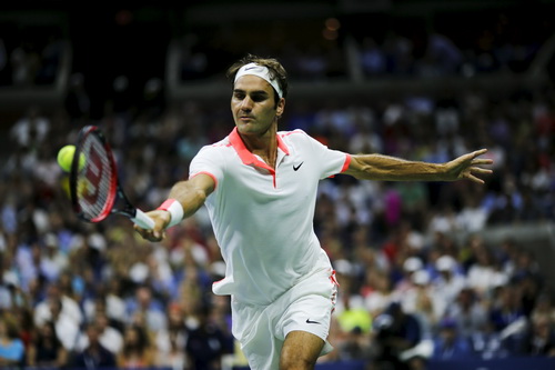 Tuổi 34 của Federer đang thăng hoa mạnh mẽ