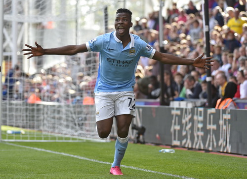 Chân sút 18 tuổi Iheanacho trở thành cứu tinh của Man City trước Palace