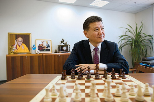 Chủ tịch FIDE Kirsan Ilyumzhinov không tha thứ cho các đối thủ kình chống mình