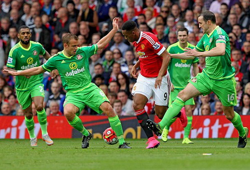 Anthony Martial góp công quan trọng vào chiến thắng 3-0 của M.U