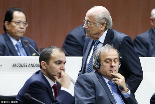 Platini công khai chống Blatter ở cuộc bầu cử FIFA tháng 6-2015