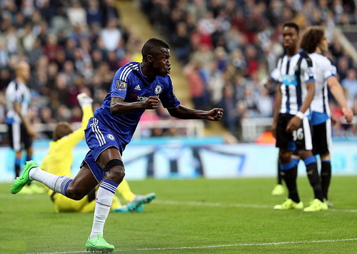 Ramires mở đầu cuộc lội ngược dòng của Chelsea