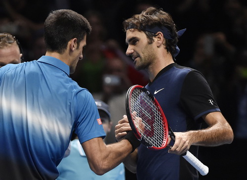 Federer nhận thất bại thứ 5 trong tám lần đối đầu với Djokovic năm 2015