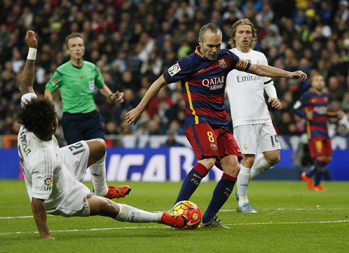 Real Madrid thua trận El Clasico lượt đi mùa này tại Bernabeu