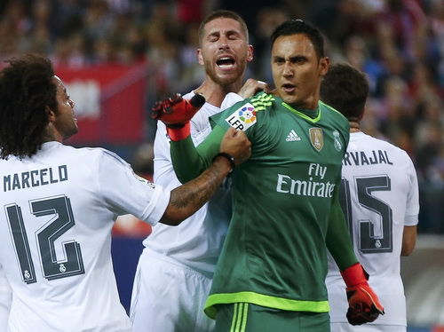 Thủ môn Keylor Navas suýt phải rời Real trong mùa hè