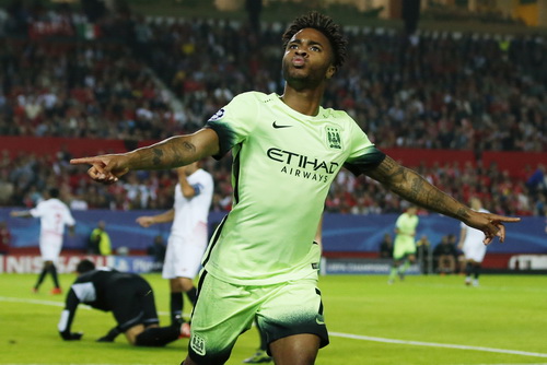 Sterling mở tỉ số từ phút thứ 8 cho Man City