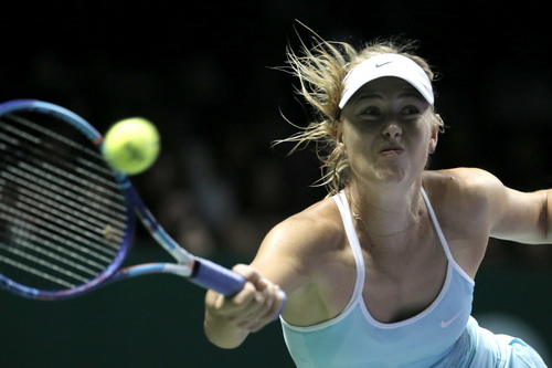 Maria Sharapova có vé vào bán kết trước trận đấu cuối