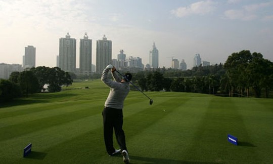 Môn golf bị đưa vào danh sách cấm đối với đảng viên Trung Quốc Ảnh: Reuters