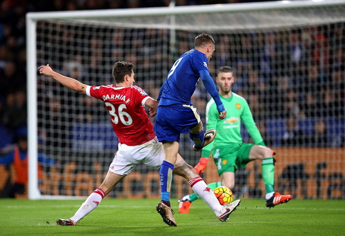 Pha ghi bàn đẳng cấp của Jamie Vardy vào lưới M.U