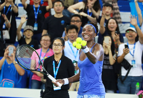 
Venus Williams hồi sinh ở tuổi 35
