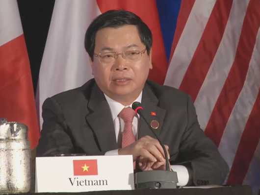 Bộ trưởng Bộ Công Thương Vũ Huy Hoàng, Trưởng đoàn đàm phán Việt Nam, tại cuộc đàm phán hoàn tất TPP tại Atlanta, Mỹ